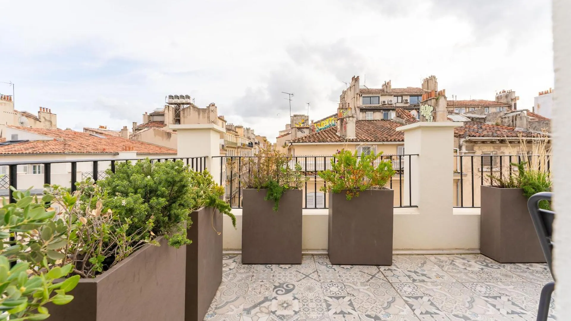 Aparthotel Paradise Earth & Sea Marseilles