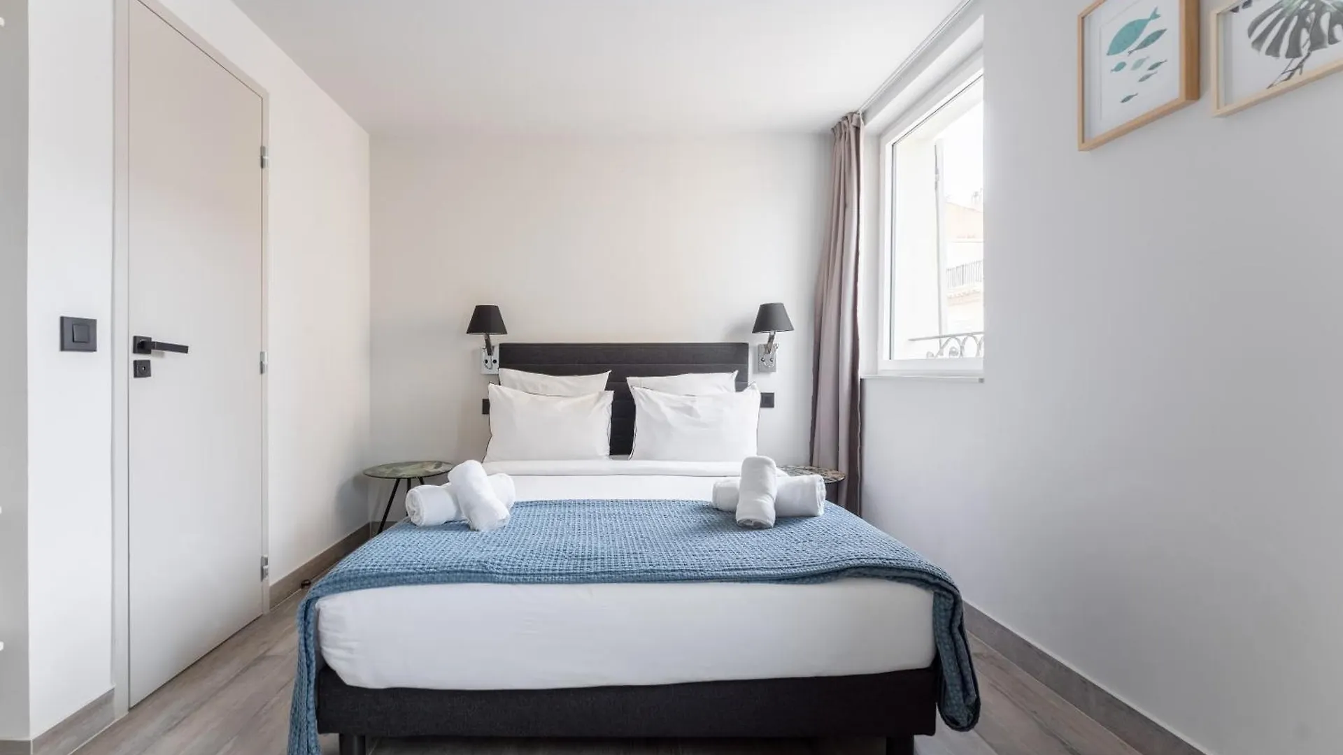 Paradise Earth & Sea Marseilles Aparthotel